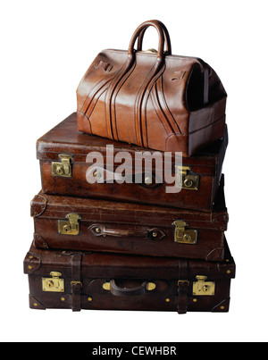 Valises en cuir vintage, isolé sur fond blanc. Banque D'Images