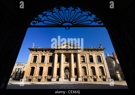 La façade de Clarendon House à Oxford. Banque D'Images