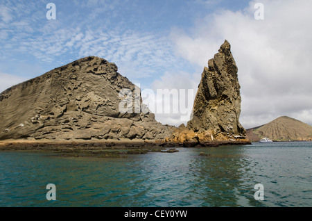 Pinnacle rock sur bartolome island Galapagos, Equateur ; Banque D'Images