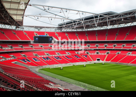 Photo de l'intérieur nouveau stade de Wembley. Londres 2012 Site olympique et de l'accueil et en équipe d'Angleterre. Banque D'Images