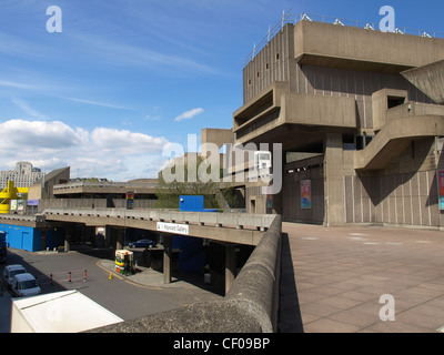 La Hayward Gallery nouveau emblématique de l'architecture brutaliste dans South Bank, Londres, Angleterre, Royaume-Uni Banque D'Images