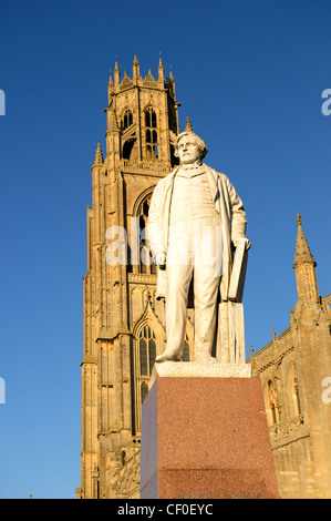 Statue de Herbert Ingram MP.Boston Market Town Lincolnshire. Banque D'Images