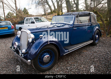 Vintage 1930 Rover 14 Tickford drophead coupé, une voiture classique britannique. Banque D'Images