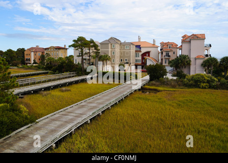 Vue d'un marais salés côtiers à Hilton Head, Caroline du Sud, à partir d'une balcon Banque D'Images