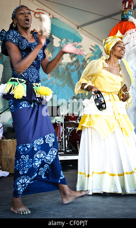 Kumbuka danse africaine et le tambour au Collectif Jazz Fest 2011 le jour 4. Banque D'Images