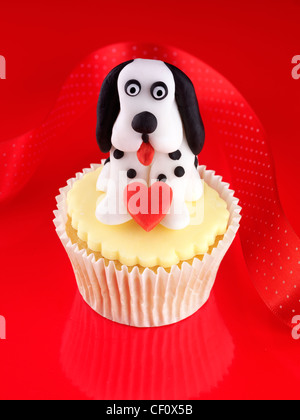 CUPCAKE DE CHIEN Banque D'Images