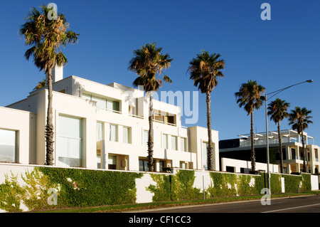 Maisons élégantes sur Beach Road, Brighton, Melbourne, Australie Banque D'Images