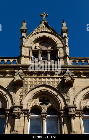 Church House, North Parade, Bradford. Construit comme l'Église Institute 1871/73 et inclus une bibliothèque et salle de conférences. Banque D'Images