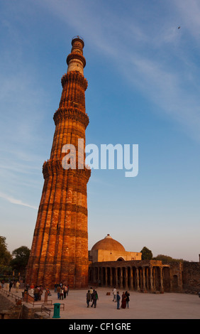 Le Qutb Minar à Delhi, Inde Banque D'Images