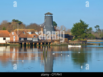 Le vieux moulin, Langstone, Chichester Harbour, Hampshire, Royaume-Uni Banque D'Images