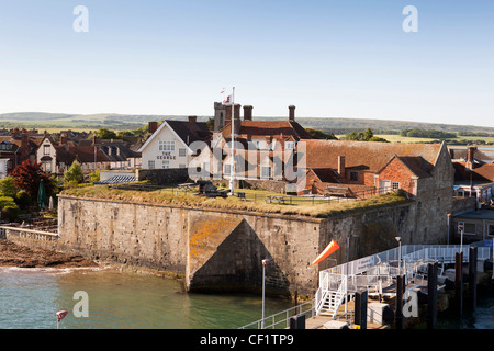 Royaume-uni, Angleterre, île de Wight, à côté du château de Yarmouth Ferry Wightlink jetty Banque D'Images