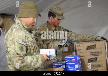 US Army, cuisiniers à la rescousse au poste de combat Arian Banque D'Images