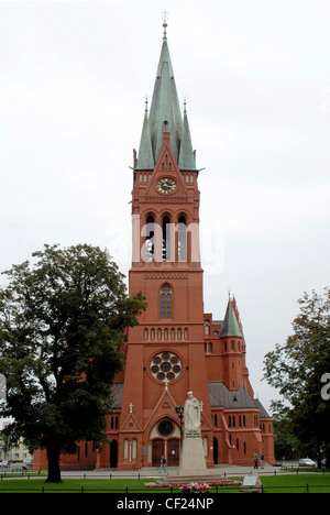 L'Église catholique de Sainte Catherine dans la nouvelle ville de Torun. Banque D'Images