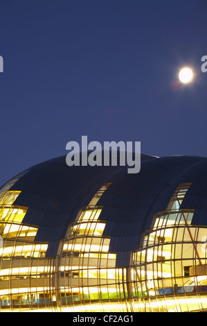 Le Sage Gateshead, vue de nuit depuis l'Newcastle Quayside. Banque D'Images