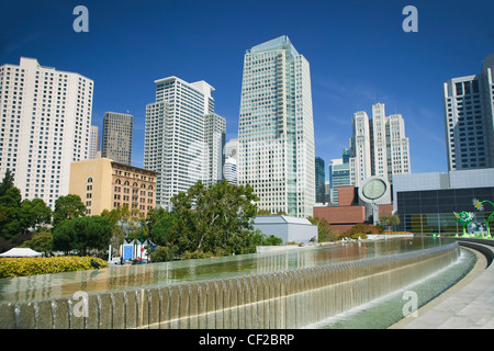 Terrasse Fontaine à Yerba Buena Gardens ; San Francisco California United States of America Banque D'Images