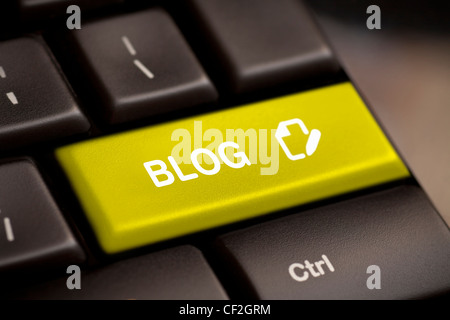 Le blog jaune bouton enter key Banque D'Images