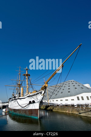 HMS Gannet, un sloop naval Victorien et maintenant une attraction touristique au Chatham Historic Dockyard. Banque D'Images