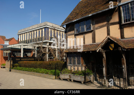 Vue extérieure de la maison natale de Shakespeare à Stratford upon Avon. Banque D'Images