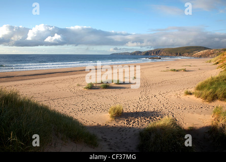 Une vue sur la plage de Sandwood Bay. Banque D'Images