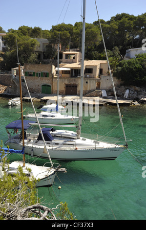 Les bateaux de plaisance de Cala Figuera Majorque Balierics Banque D'Images