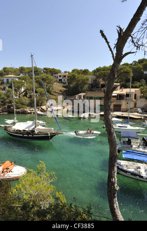 Les bateaux de plaisance de Cala Figuera Majorque Balierics Banque D'Images