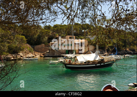 Les bateaux de plaisance de Cala Figuera Majorque Balierics Banque D'Images