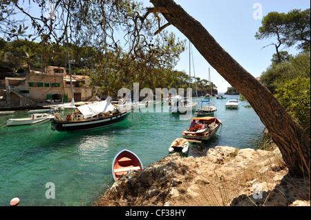 Les bateaux de plaisance de Cala Figuera Majorque Balierics Banque D'Images