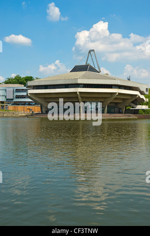 L'Université de York's Central Hall sur le campus de Heslington. Le lieu est utilisé pour des concerts choeur et grand orchestre, et f Banque D'Images