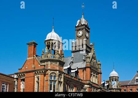 York Magistrates' Court, un imposant bâtiment victorien dans Clifford Street construit en 1891. Banque D'Images
