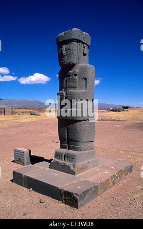 La Bolivie, département de La Paz, Tiwanaku site, statue de Viracocha Banque D'Images