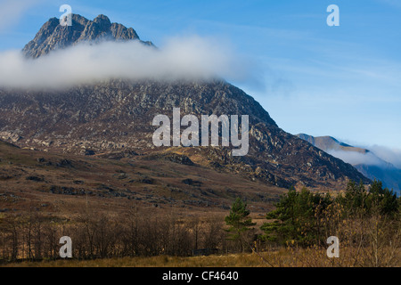 Tryfan, face est de d'accueil de nombreuses rock montées. Snowdonia, le Nord du Pays de Galles Banque D'Images