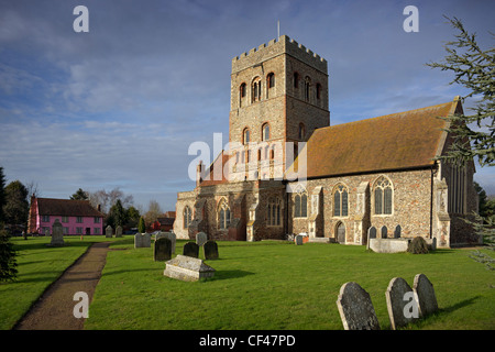 L'extérieur de l'église St Barnabas dans Grand Tey. Banque D'Images