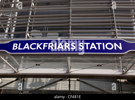 New Blackfriars et la station de métro, Londres Banque D'Images