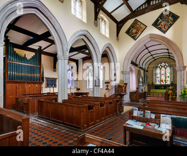 L'intérieur de l'Eglise Sainte-marie Madeleine à Barkway. Banque D'Images