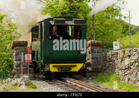L'un des moteurs sur le Snowdon Mountain Railway. Banque D'Images