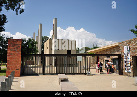 Entrée du musée de l'Apartheid, Johannesburg, la Province de Gauteng, Afrique du Sud Banque D'Images