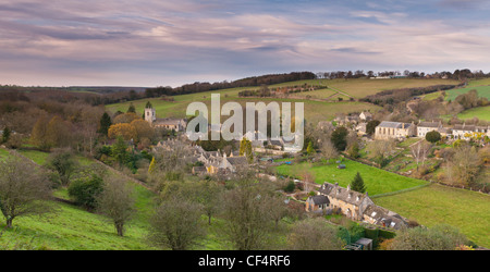 Vue de la ville pittoresque de Cotswold village de Naunton dans Gloucestershire, Royaume-Uni Banque D'Images