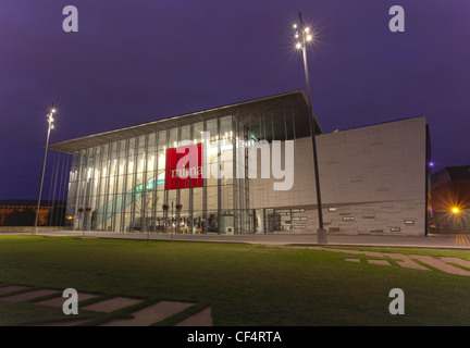 Mima Middlesbrough Institut d'Art Moderne, un bâtiment historique conçu par Erick van Egeraat Associated Architects, ouvert en 2 Banque D'Images