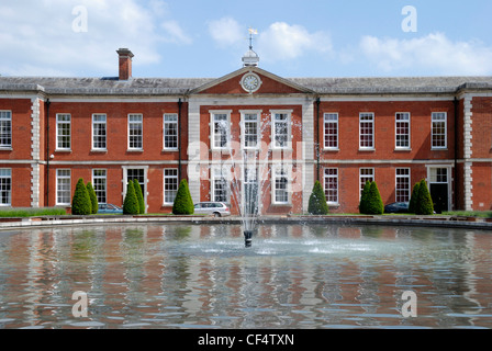 Place de la péninsule, anciennement accueil à une caserne militaire, est aujourd'hui l'un des lieux les plus prisés pour vivre à Winchester. Banque D'Images