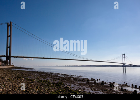 Le Humber Bridge, le cinquième plus grand pont suspendu à travée unique au monde. Banque D'Images