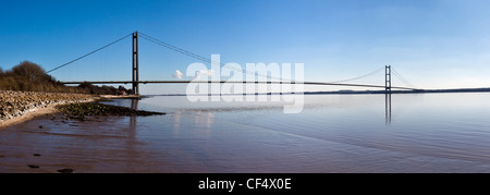 Le Humber Bridge, le cinquième plus grand pont suspendu à travée unique au monde. Banque D'Images