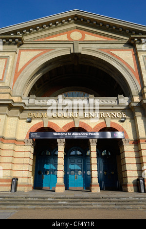 Palm Court Entrée, l'entrée principale à Alexandra Palace, qui a ouvert ses portes en 1873 comme "Le Palais du Peuple", l'emblématique Lond Banque D'Images