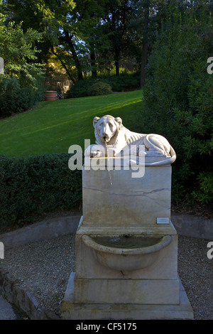 Fontaine du Lion, La Villa Bardini, Jardins de Boboli, Florence, Toscane, Italie, Europe Banque D'Images