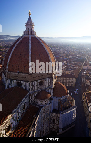 Vue depuis le campanile de Giotto, à clocher de la cathédrale, à la coupole de Brunelleschi, à Florence, Toscane, Italie, Europe Banque D'Images