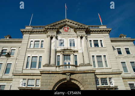 Vue extérieure du Conseil du comté de Kent County Hall à Maidstone. Banque D'Images