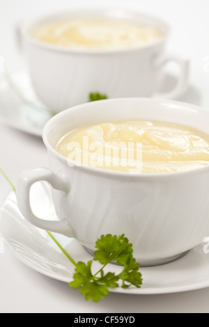 Soupe de courgettes savoureuse Banque D'Images