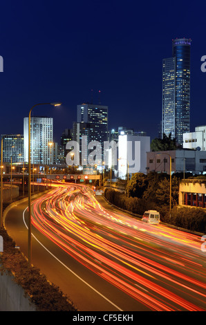 Skyline de Ramat Gan, le quartier financier, près de Tel Aviv, Israël Banque D'Images