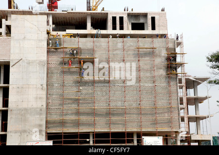 La construction d'appartements et immeubles de bureaux autour de la Place De La Gare, la Ville, Kinshasa, RDC. Banque D'Images