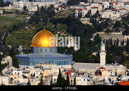 Dôme du rocher sur le mont du Temple à Jérusalem, Israël. Banque D'Images