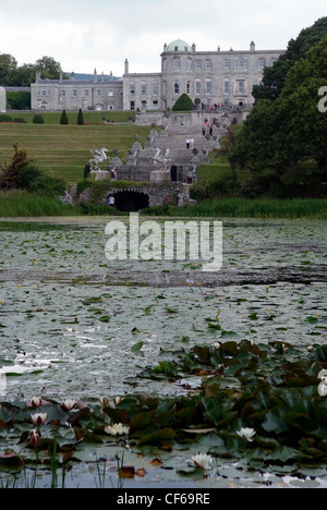 L'IRLANDE, Powerscourt House and Gardens près de Enniskerry Photo par Glyn Genin Banque D'Images